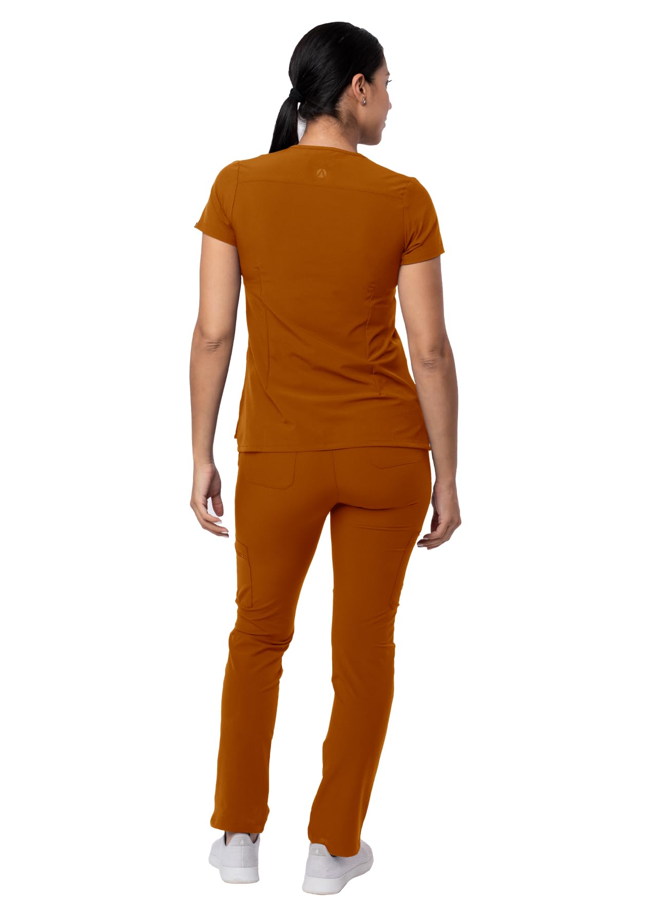 Ensemble de gommage Adar Addition Go-Basic pour femme - Haut de gommage slim à col en V et pantalon de gommage cargo skinny