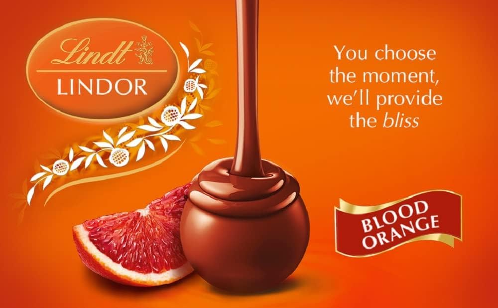 Lindt LINDOR Milk Chocolate Candy Truffles, Milk Chocolate with Smooth, Melting Truffle Center, 25.4 oz., 60 Count