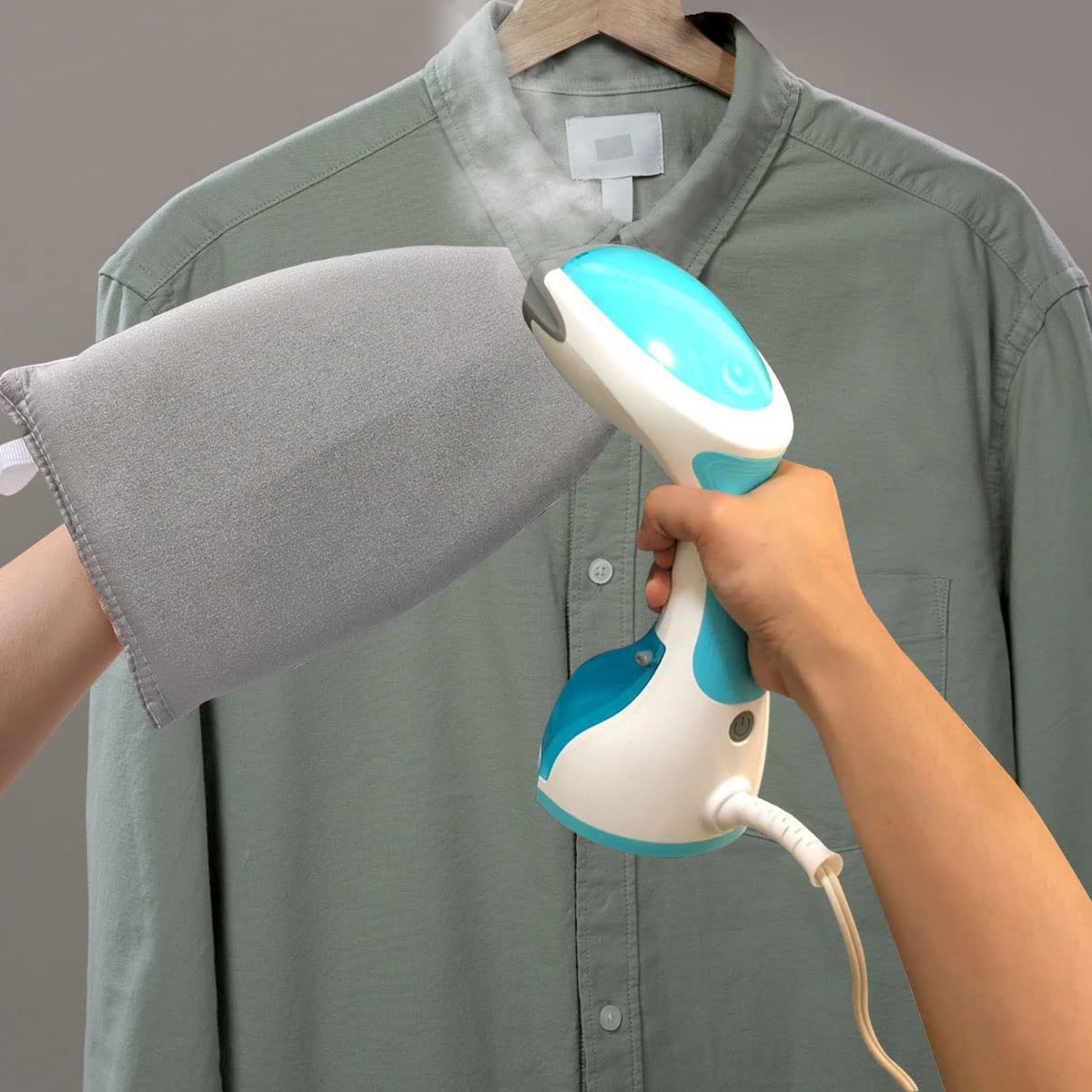 Garment Steamer Ironing Glove with Finger Loop, Heat Resistant Waterproof Ironing Mitt for Heat Resistan Handheld Steamer, Garment Steamer Accessories for Clothes (Grey)