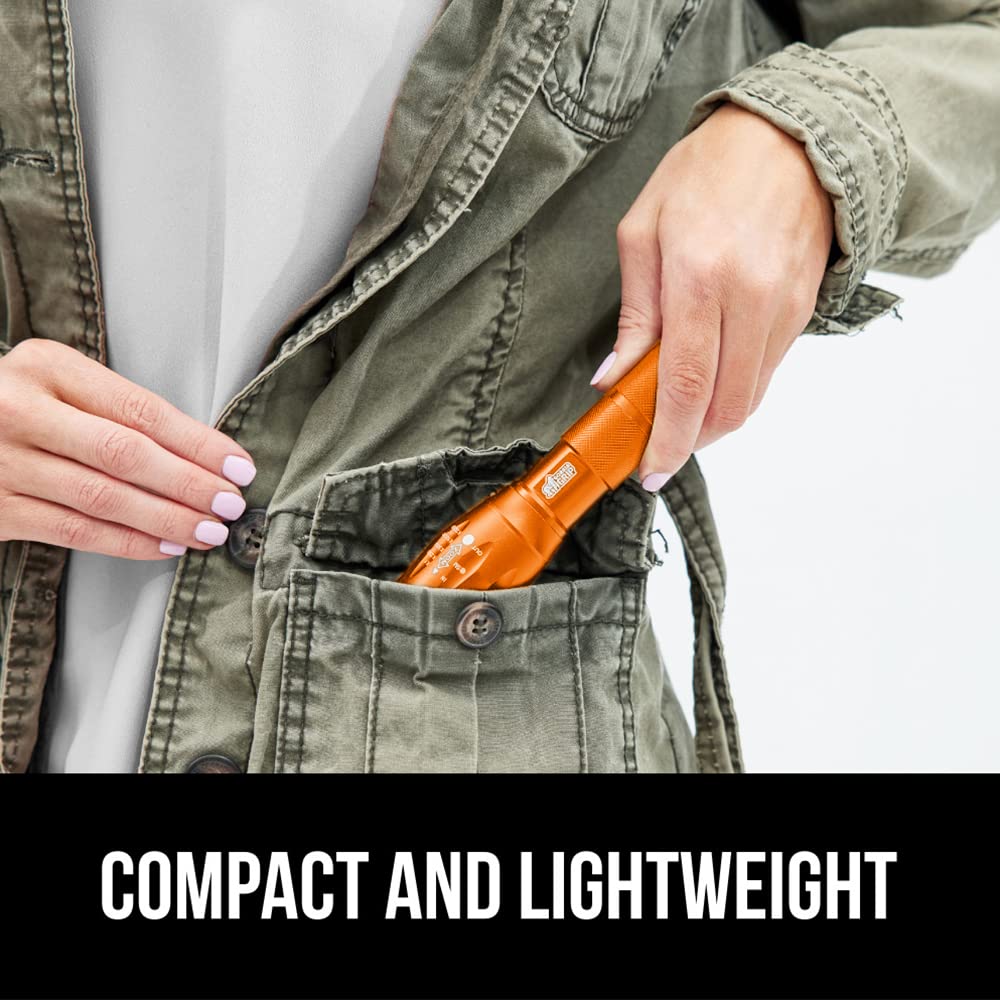 Gorilla Grip Leistungsstarke LED-Taschenlampe, 237 m, wasserfest, 5 einstellbare Modi, taktische Taschenlampe, hohe Lumen, ultrahelle Akku-Zoom-Taschenlampen, kleines Mini-Taschenlampen-Zubehör fürs Campingauto, 2er-Pack, Gold