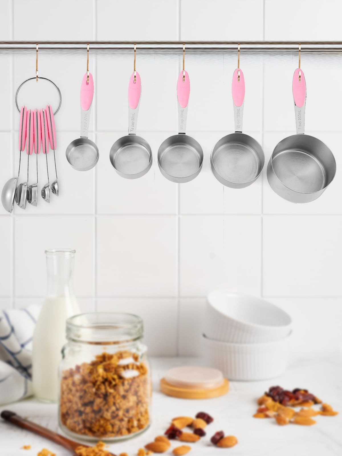 Ensemble de 10 tasses et cuillères à mesurer en acier inoxydable Joyhill, ensemble de tasses à mesurer emboîtables en métal avec poignées en silicone doux au toucher pour ingrédients secs et liquides, cuisine et pâtisserie (noir)