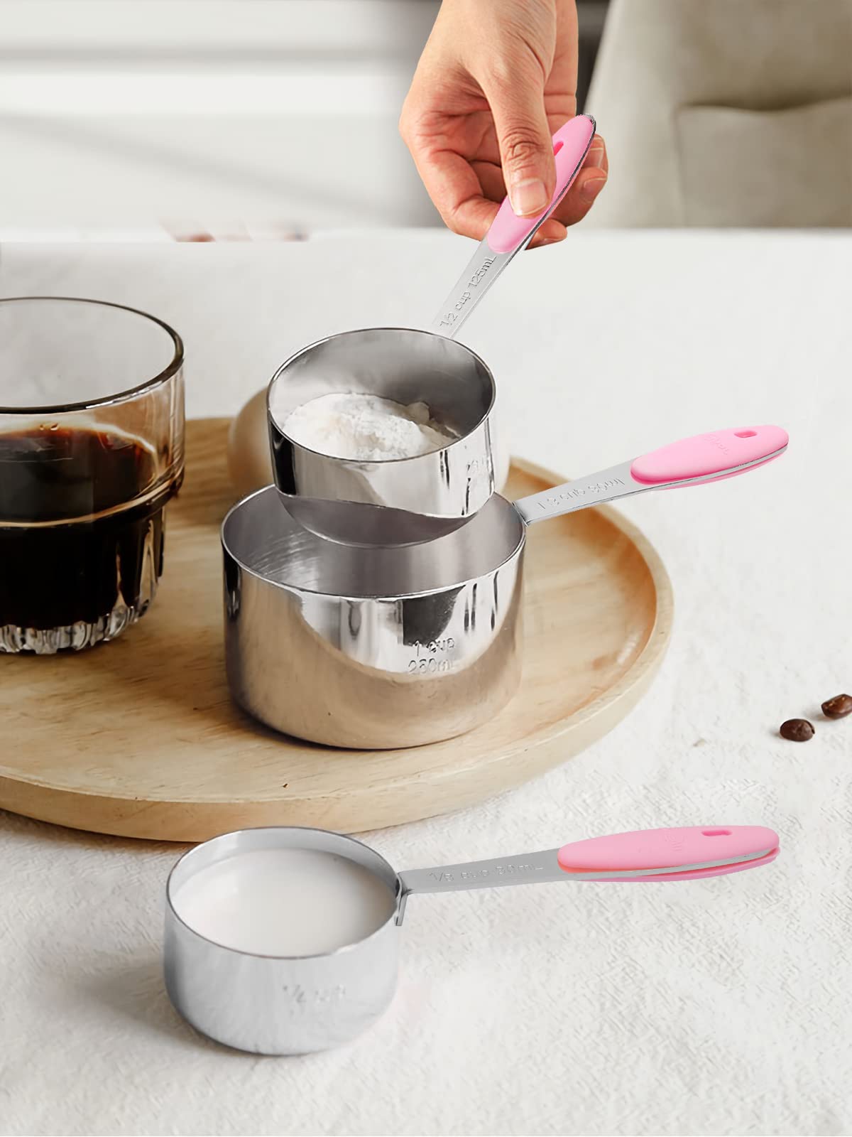 Ensemble de 10 tasses et cuillères à mesurer en acier inoxydable Joyhill, ensemble de tasses à mesurer emboîtables en métal avec poignées en silicone doux au toucher pour ingrédients secs et liquides, cuisine et pâtisserie (noir)