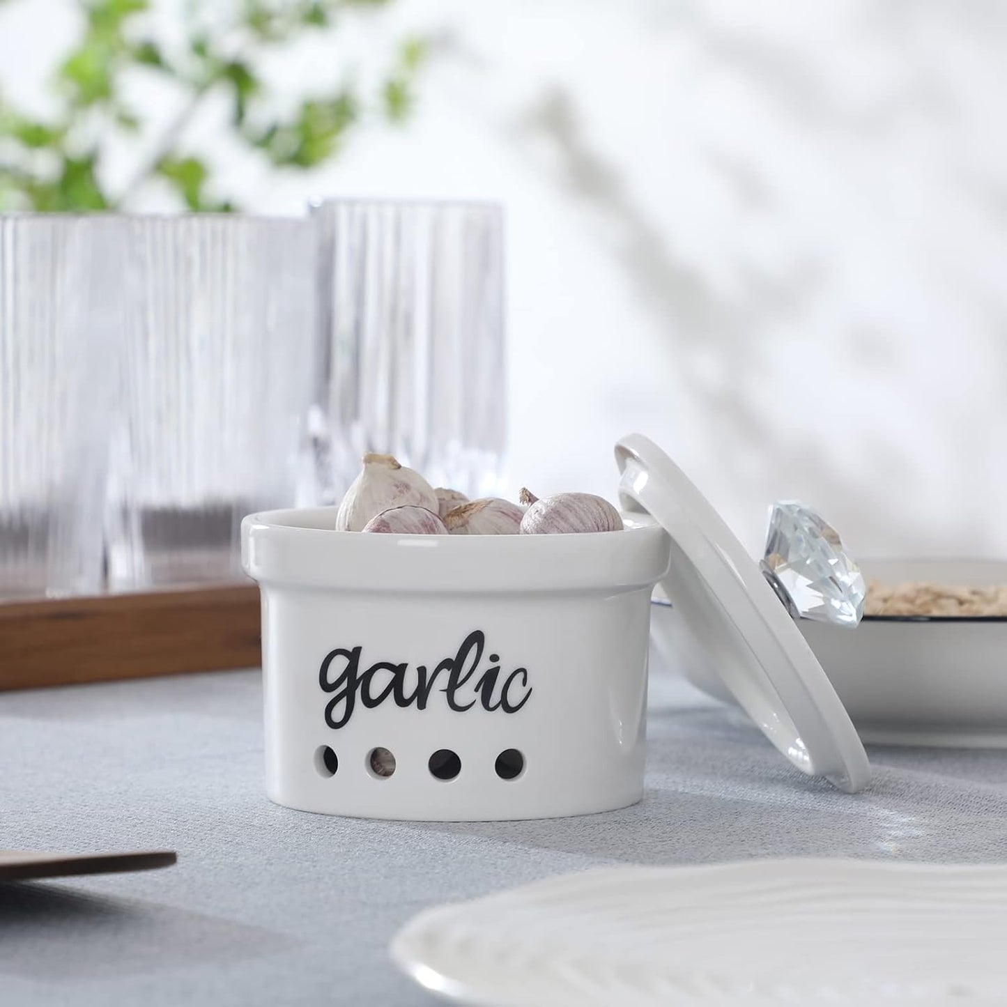 HAOTOP Garlic Keeper with Crystal Lid, 12.5 oz Ceramic Garlic Saver Container for Countertop, Farmhouse Kitchen Decor (Silver)