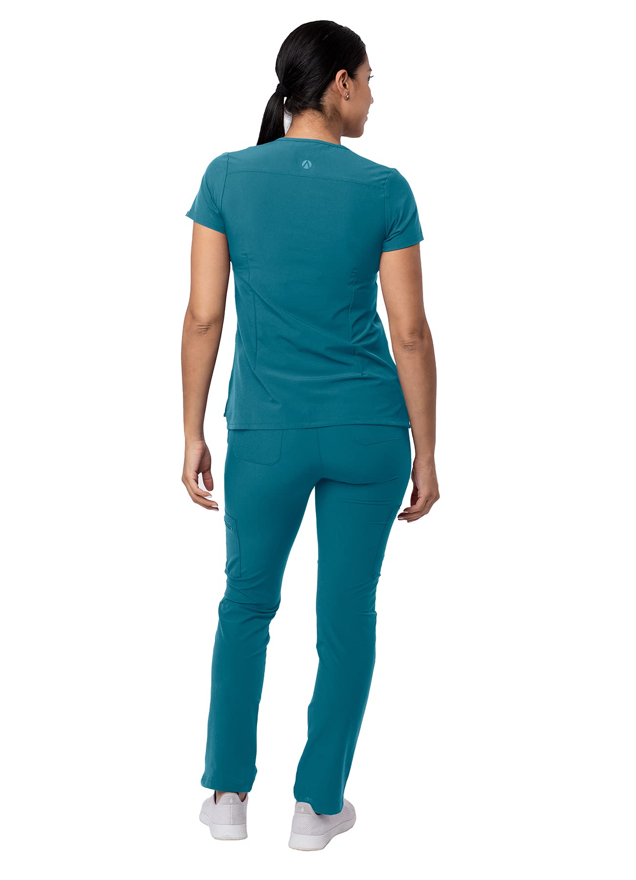Ensemble de gommage Adar Addition Go-Basic pour femme - Haut de gommage slim à col en V et pantalon de gommage cargo skinny
