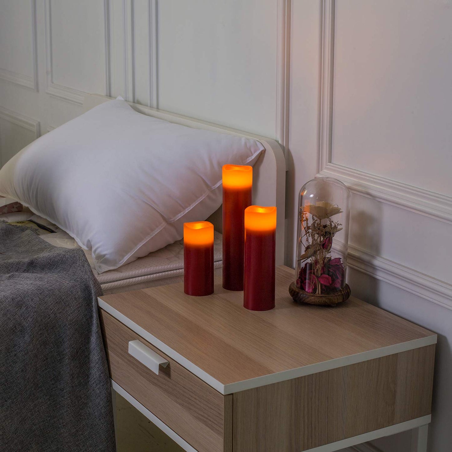 Lot de 12 bougies sans flamme Hausware à piles (D : 3 po x H : 4 po) Bougies piliers en cire véritable vacillantes Bougies LED sans flamme avec télécommande et minuterie (couleur ivoire)