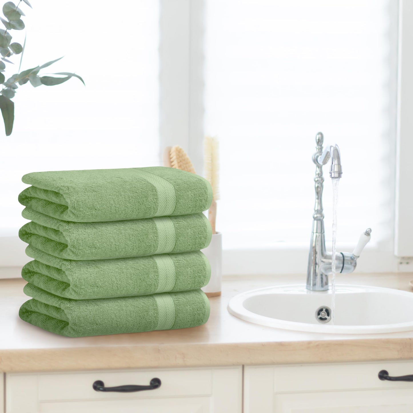 Avalon Towels Luxury 8 Piece Towels Set, 2 Bath Towels, 2 Hand Towels and 4 Washcloths, 600 GSM 100% Ring Spun Cotton Highly Absorbent Bathroom Towel Set, Ideal for Hotel, Spa and Gym (Pink)
