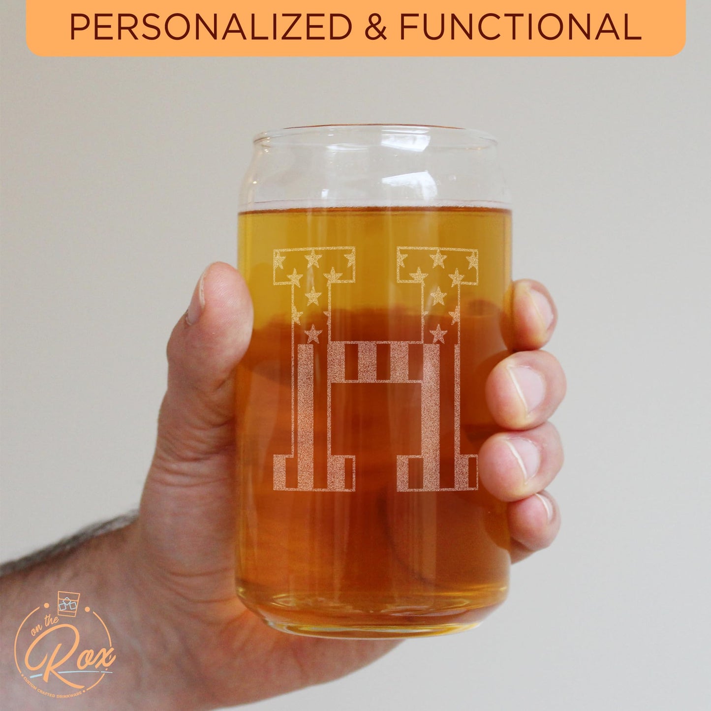 Verres à bière monogrammés pour hommes (AZ) 16 oz - Cadeaux de bière gravés pour hommes Frère Fils Papa Voisin - Cadeaux de Noël uniques pour lui - Chopes à bière personnalisées (J)