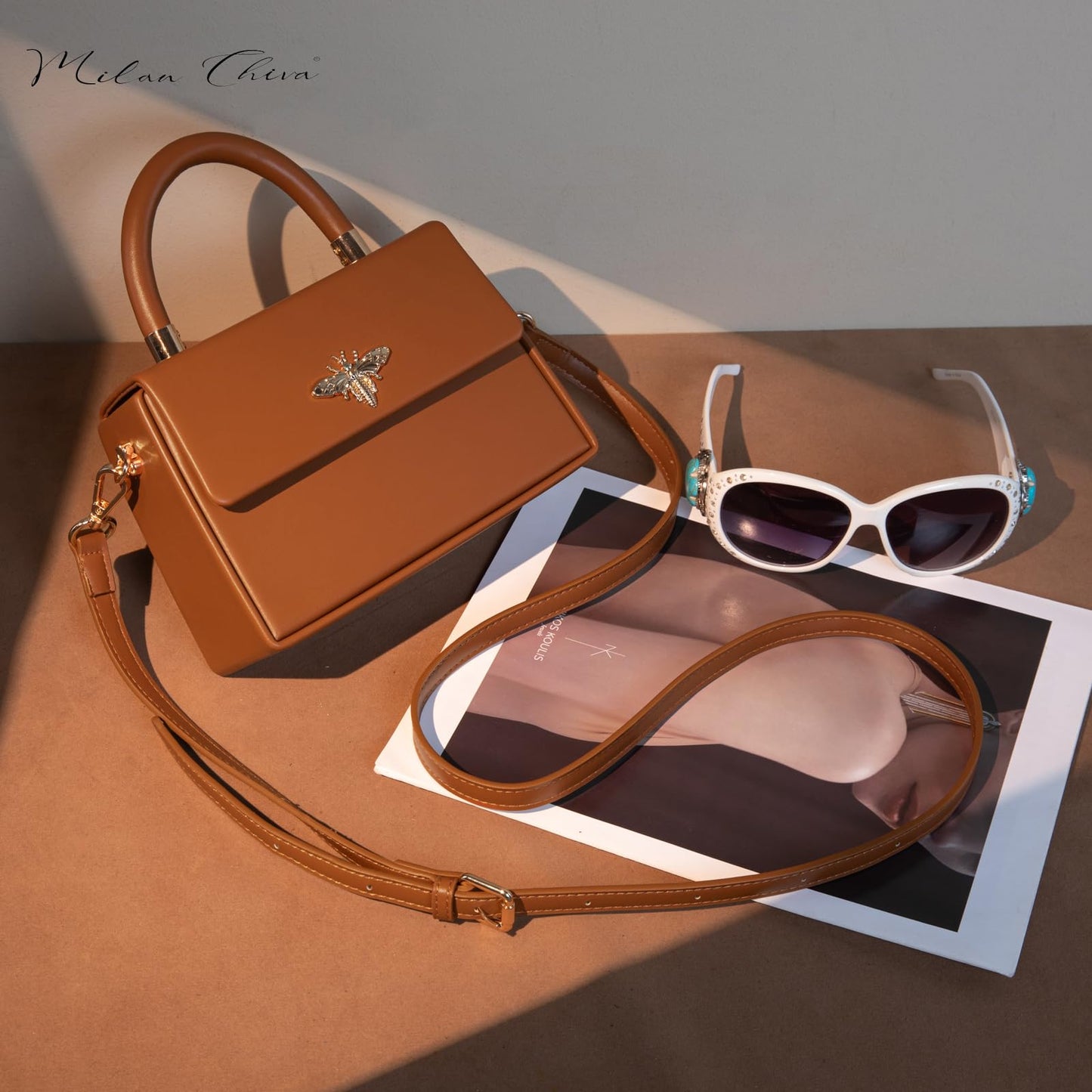 Milan Chiva Kleine Geldbörse mit Henkel für Damen, Mini-Umhängetasche, elegante quadratische Tasche