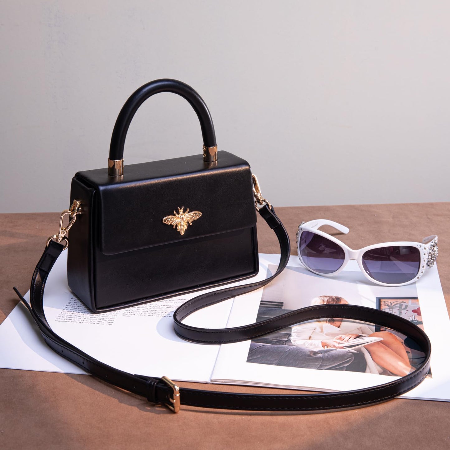 Milan Chiva Kleine Geldbörse mit Henkel für Damen, Mini-Umhängetasche, elegante quadratische Tasche