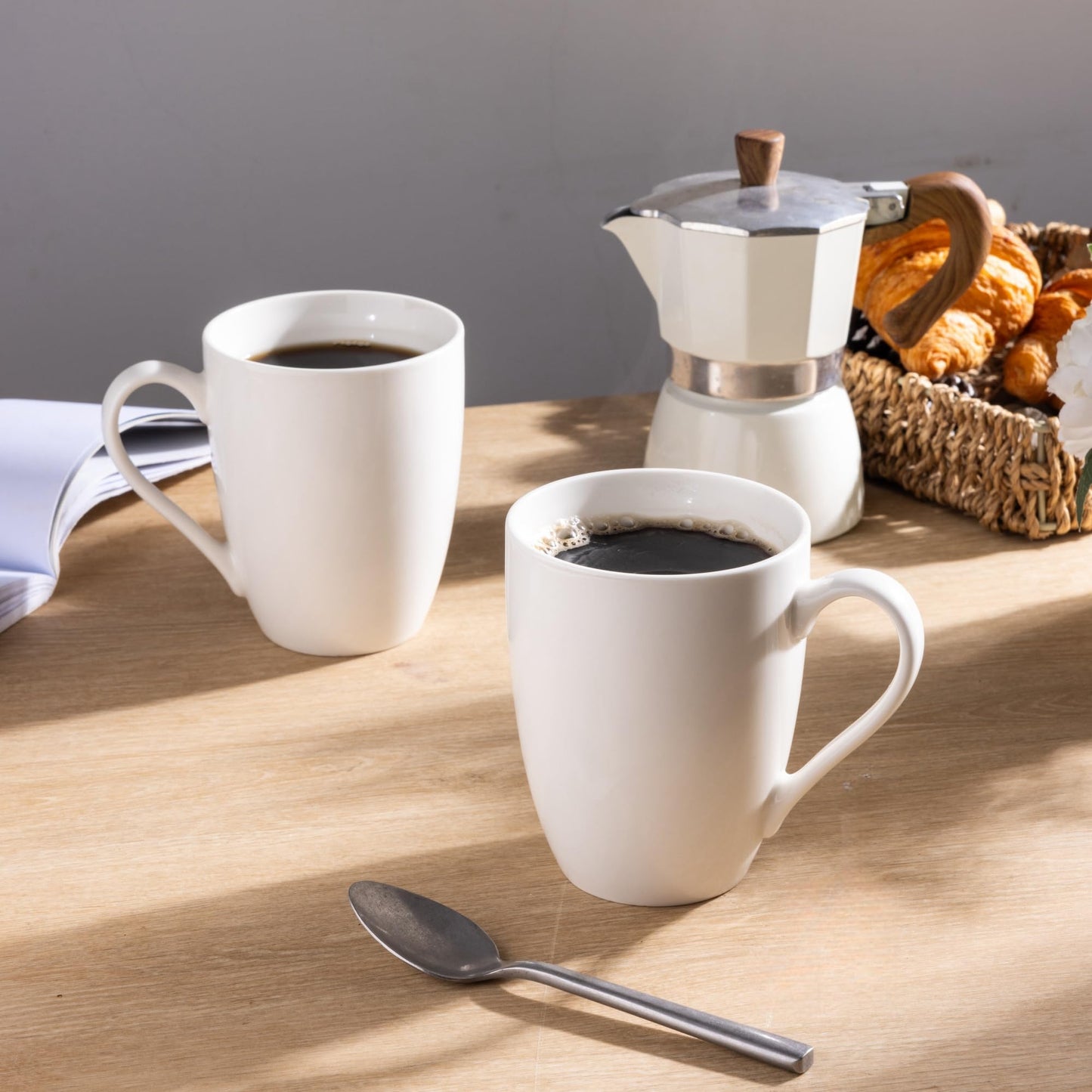 Lot de 6 tasses à café AmorArc 12 oz blanc cassé, tasses à café en céramique avec grande poignée pour homme, femme, ensemble de tasses à café légères pour latte/cappuccino/cacao/lait, lavables au lave-vaisselle et au micro-ondes, 6 pièces
