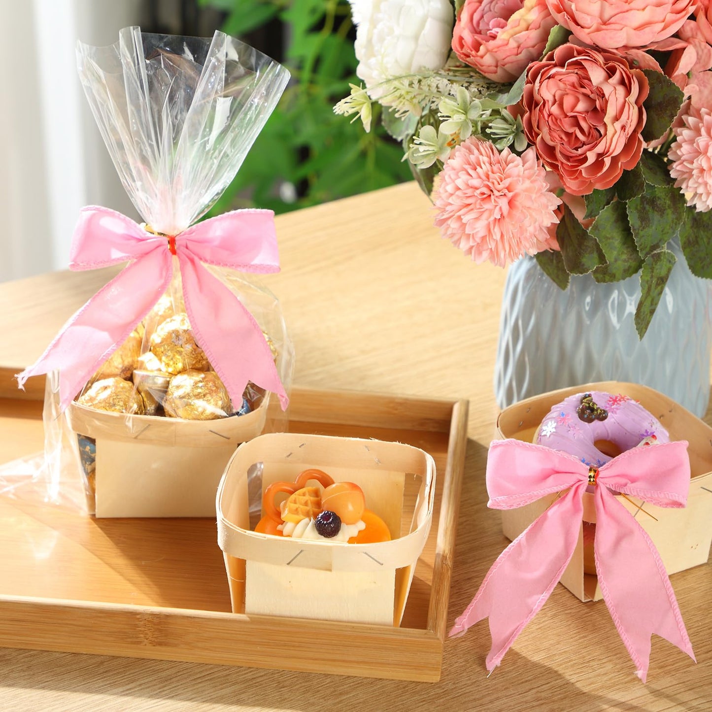 Yerliker 10 Set Wooden Mini Baskets for Gifts Empty 4 Inches Small Baskets Berry Basket Bows Clear Treat Bags Set for DIY Picking Wedding Birthday Easter(White,Satin)