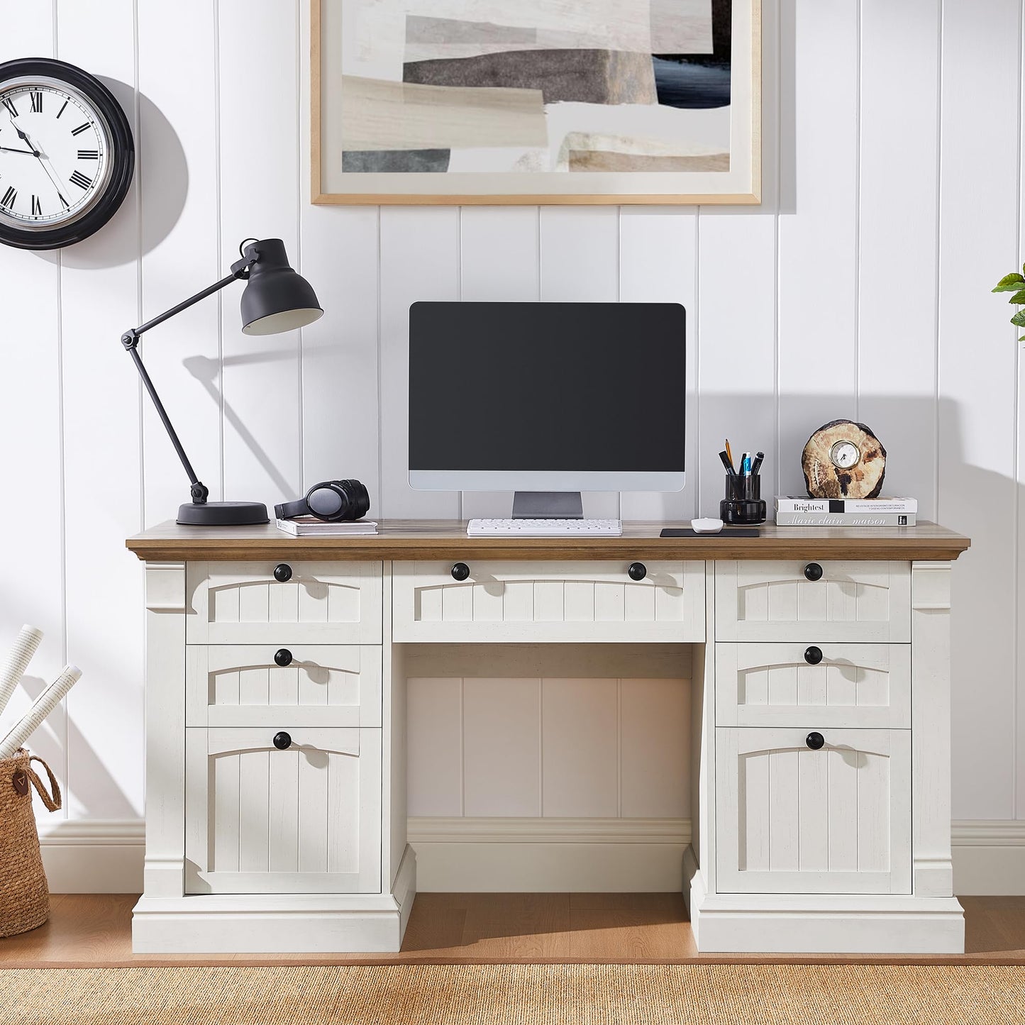 OKD 60-Zoll-Chefschreibtisch mit Schubladen, Home-Office-Schreibtisch im Landhausstil mit Ladestation, Tastaturablage, Aktenschrank-Aufbewahrung, Holz-Computertisch für Arbeit und Studium, Antikweiß