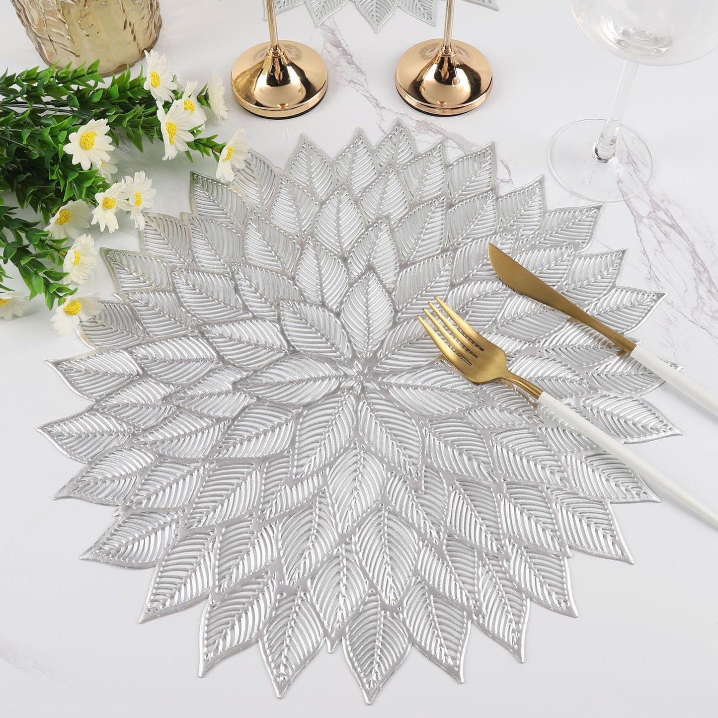 Tischsets, 6er-Set, runde Tischsets mit ausgehöhlten Blumen für den Esstisch, gepresstes Vinyl, Tischsets mit blühenden Blättern für Feiertage, Partys, Hochzeiten, Akzente, Tafelaufsätze, Tischdekoration (Gold)