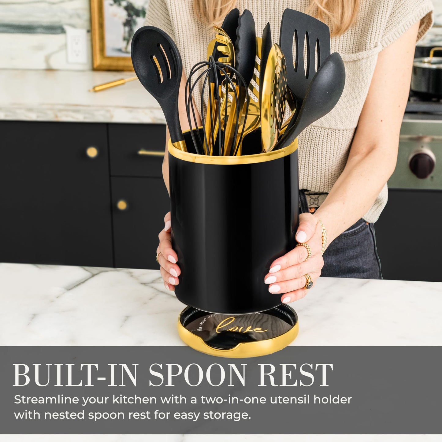 Ensemble d'ustensiles de cuisine en bois – Ensemble de 8 pièces comprenant des ustensiles de cuisine en bois et en or, un porte-ustensiles blanc et un repose-cuillère en bois – Ustensiles de cuisine durables et élégants pour cuisiner et servir
