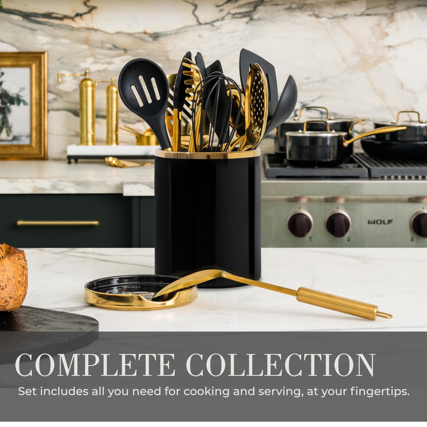 Ensemble d'ustensiles de cuisine en bois – Ensemble de 8 pièces comprenant des ustensiles de cuisine en bois et en or, un porte-ustensiles blanc et un repose-cuillère en bois – Ustensiles de cuisine durables et élégants pour cuisiner et servir