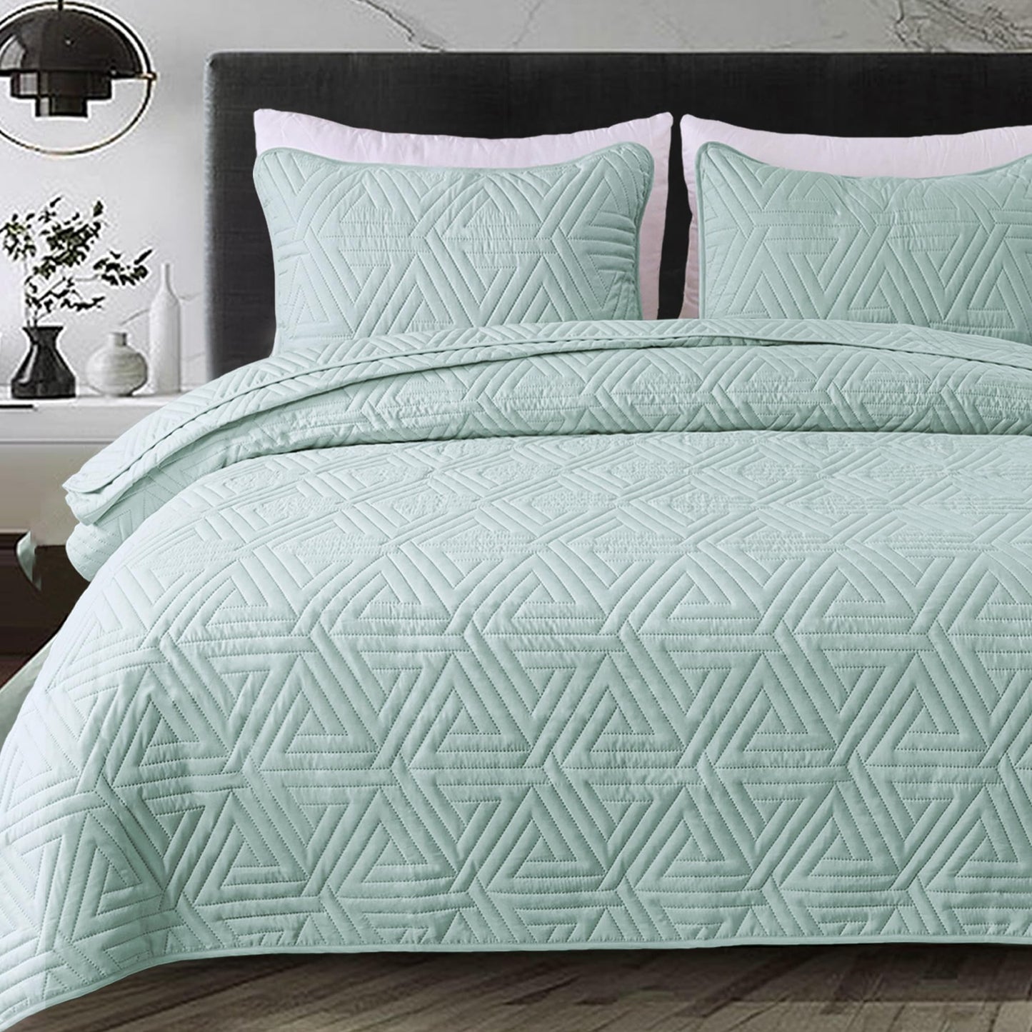 Whale Flotilla Soft Full/Queen Size Quilt Set for All Seasons, 3-Piece Ultrasonic Geometric Quilts Bedding Set, Lightweight Reversible Bedspread, Coverlet, Bed Cover with 2 Pillow Shams, Orange