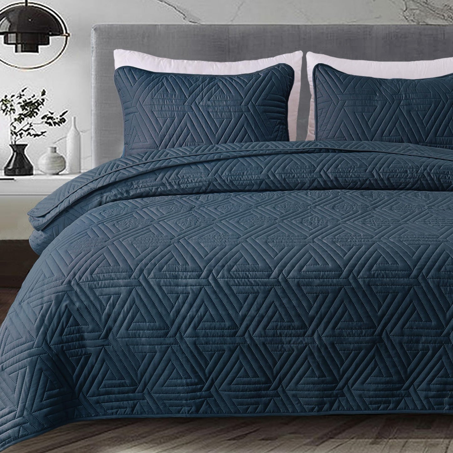 Whale Flotilla Soft Full/Queen Size Quilt Set for All Seasons, 3-Piece Ultrasonic Geometric Quilts Bedding Set, Lightweight Reversible Bedspread, Coverlet, Bed Cover with 2 Pillow Shams, Orange