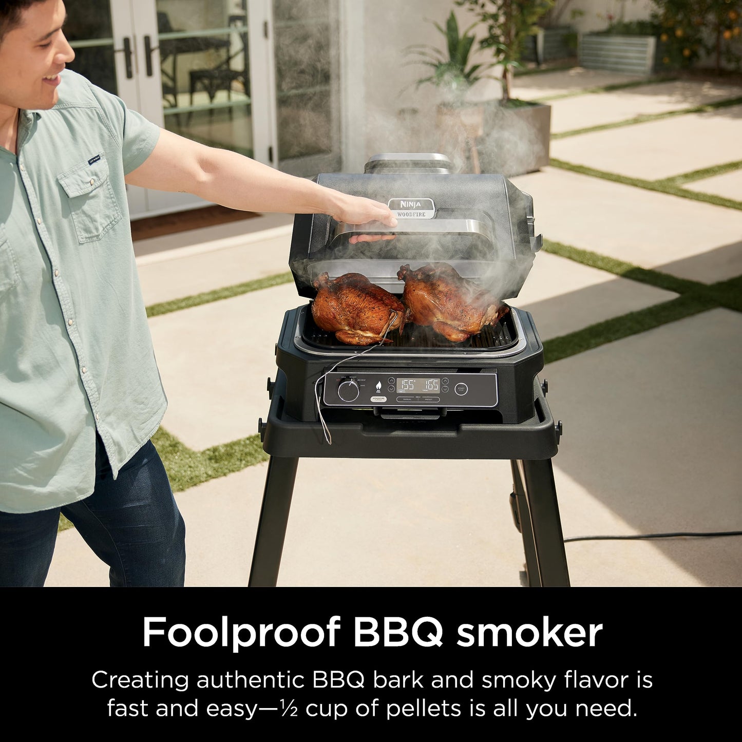Ninja OG951 Woodfire Pro Connect Premium XL Outdoor Grill & Smoker, Bluetooth, App Enabled, 7-in-1 Master Grill, BBQ Smoker, Outdoor Air Fryer, Woodfire Technology, 2 Built-In Thermometers, Black