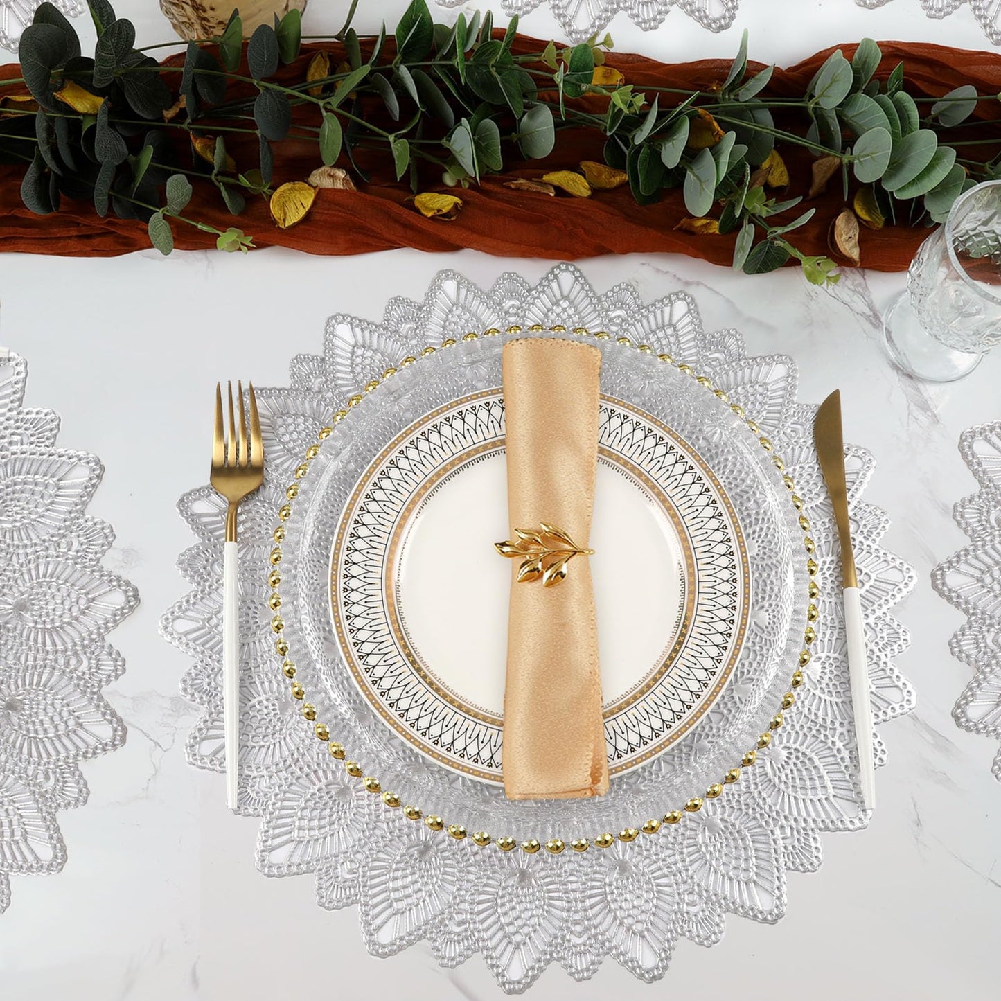 Silberne, runde Tischsets, ausgehöhlte, waschbare und abwischbare Tischsets, Tischsets aus gepresstem Vinyl, 6er-Set für Küchendekorationen zum Jubiläumsessen