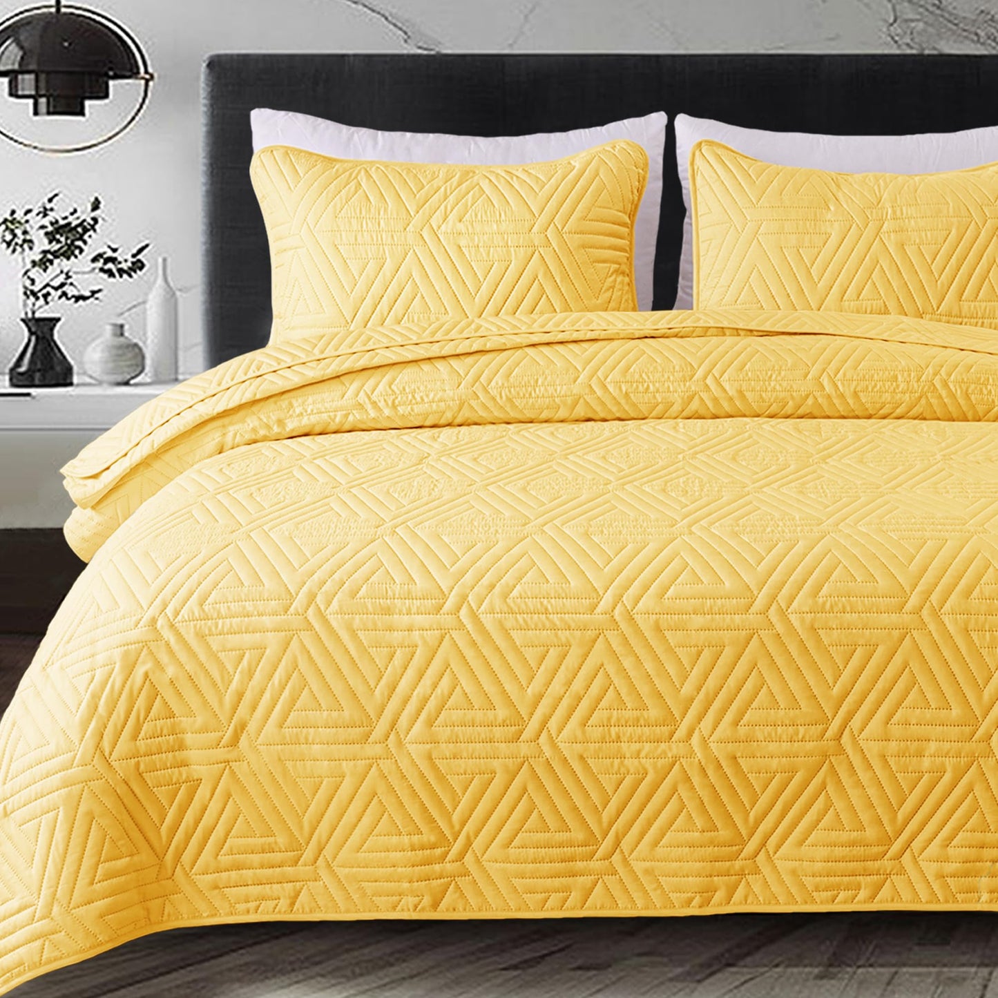 Whale Flotilla Soft Full/Queen Size Quilt Set for All Seasons, 3-Piece Ultrasonic Geometric Quilts Bedding Set, Lightweight Reversible Bedspread, Coverlet, Bed Cover with 2 Pillow Shams, Orange