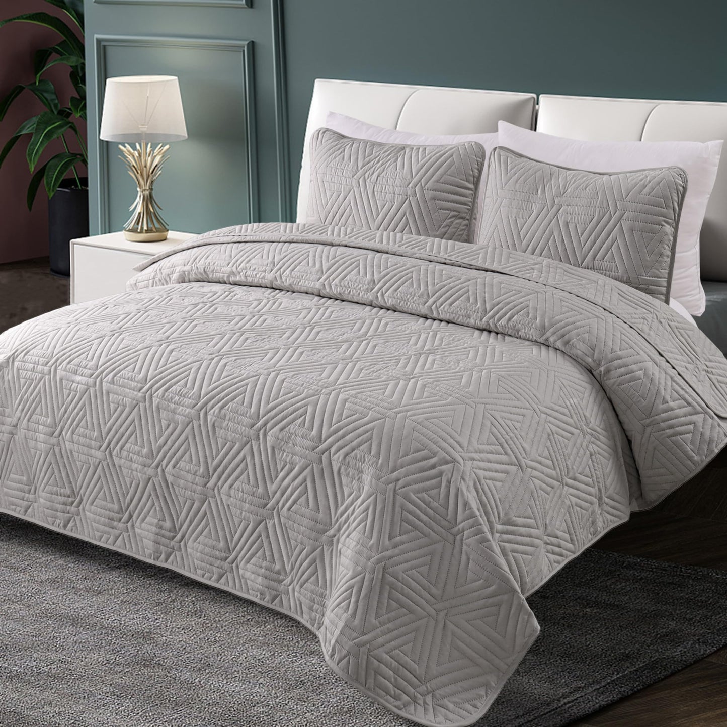 Whale Flotilla Soft Full/Queen Size Quilt Set for All Seasons, 3-Piece Ultrasonic Geometric Quilts Bedding Set, Lightweight Reversible Bedspread, Coverlet, Bed Cover with 2 Pillow Shams, Orange