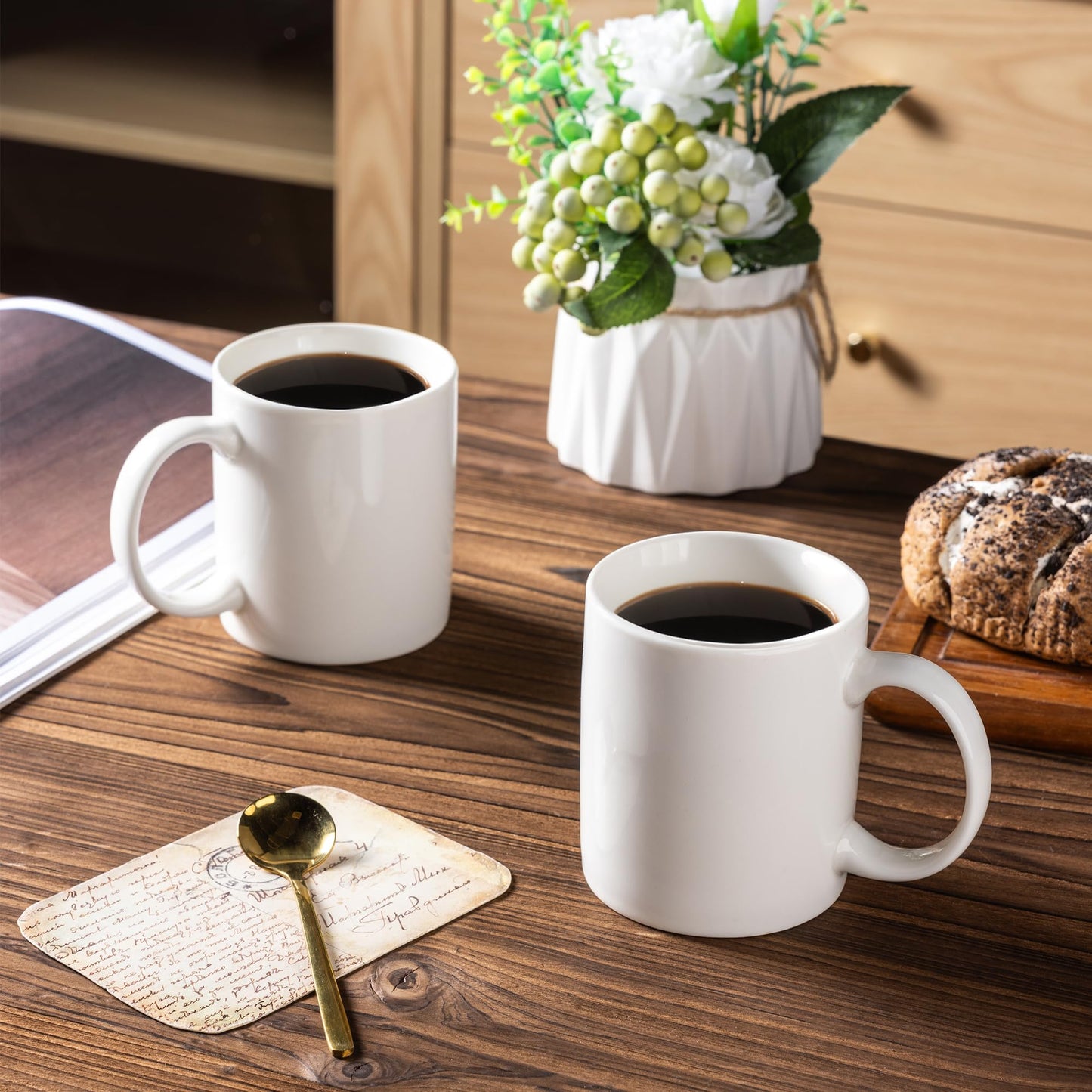 Lot de 6 tasses à café AmorArc 12 oz blanc cassé, tasses à café en céramique avec grande poignée pour homme, femme, ensemble de tasses à café légères pour latte/cappuccino/cacao/lait, lavables au lave-vaisselle et au micro-ondes, 6 pièces