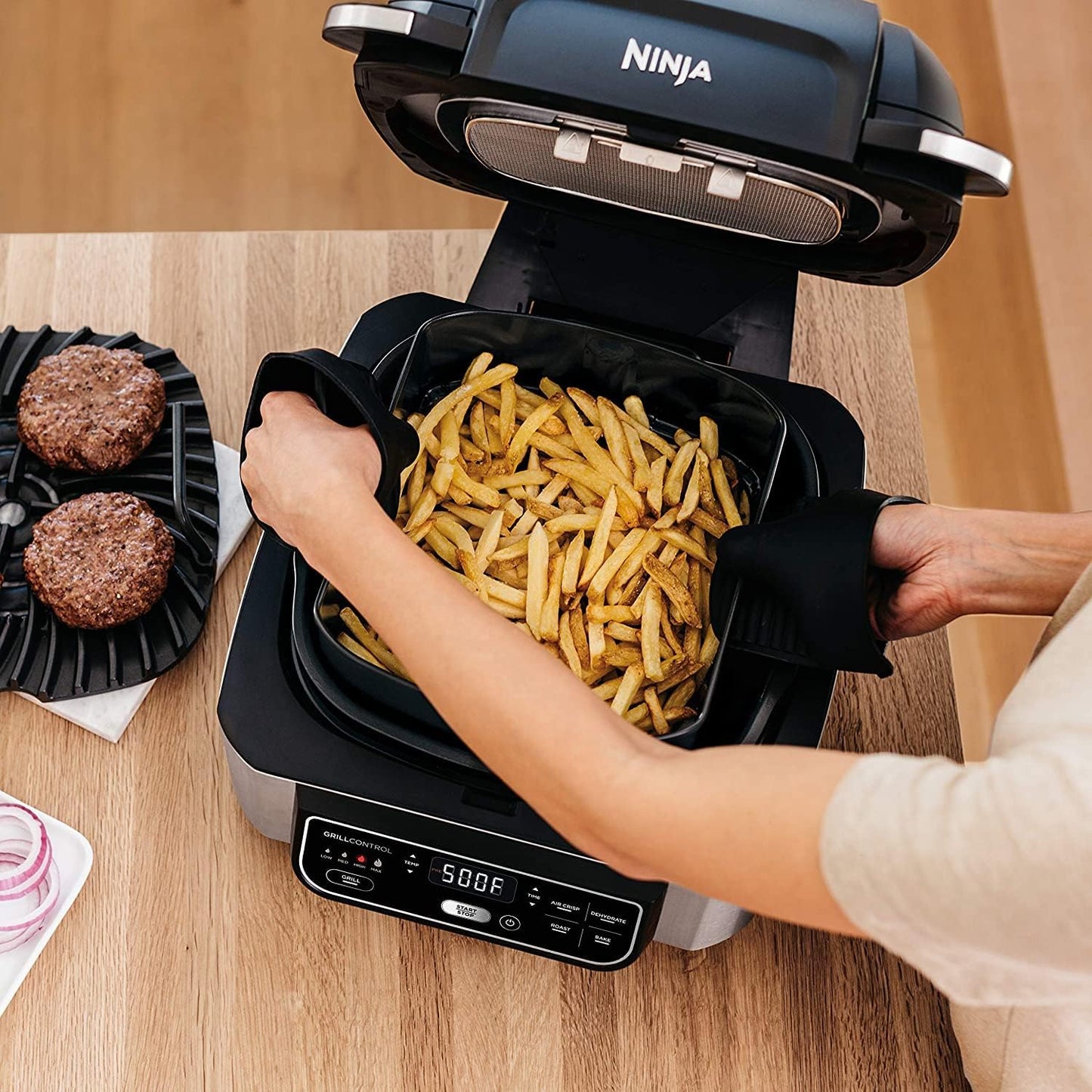 Ninja Foodi 4qt 5-in-1-Innengrill und Heißluftfritteuse - AG301