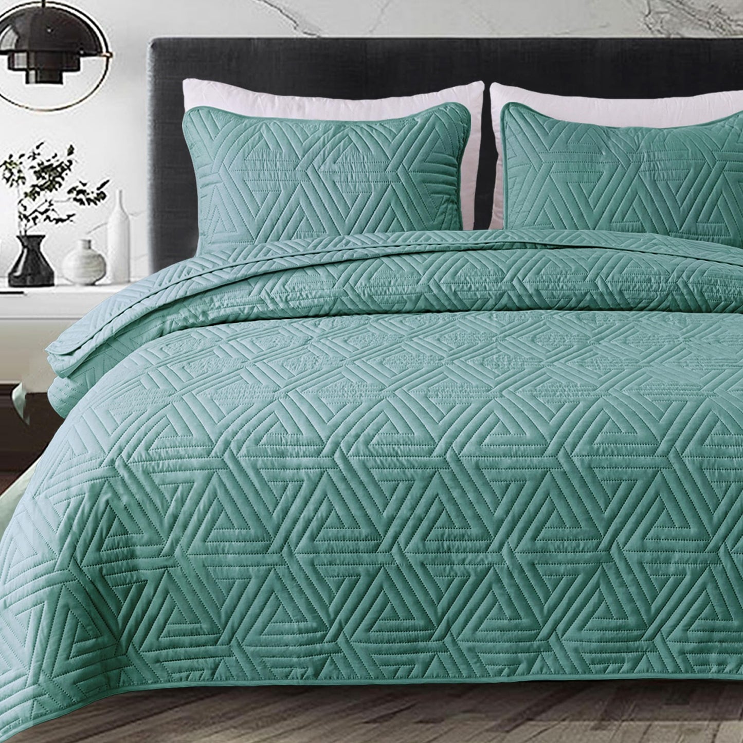 Whale Flotilla Soft Full/Queen Size Quilt Set for All Seasons, 3-Piece Ultrasonic Geometric Quilts Bedding Set, Lightweight Reversible Bedspread, Coverlet, Bed Cover with 2 Pillow Shams, Orange