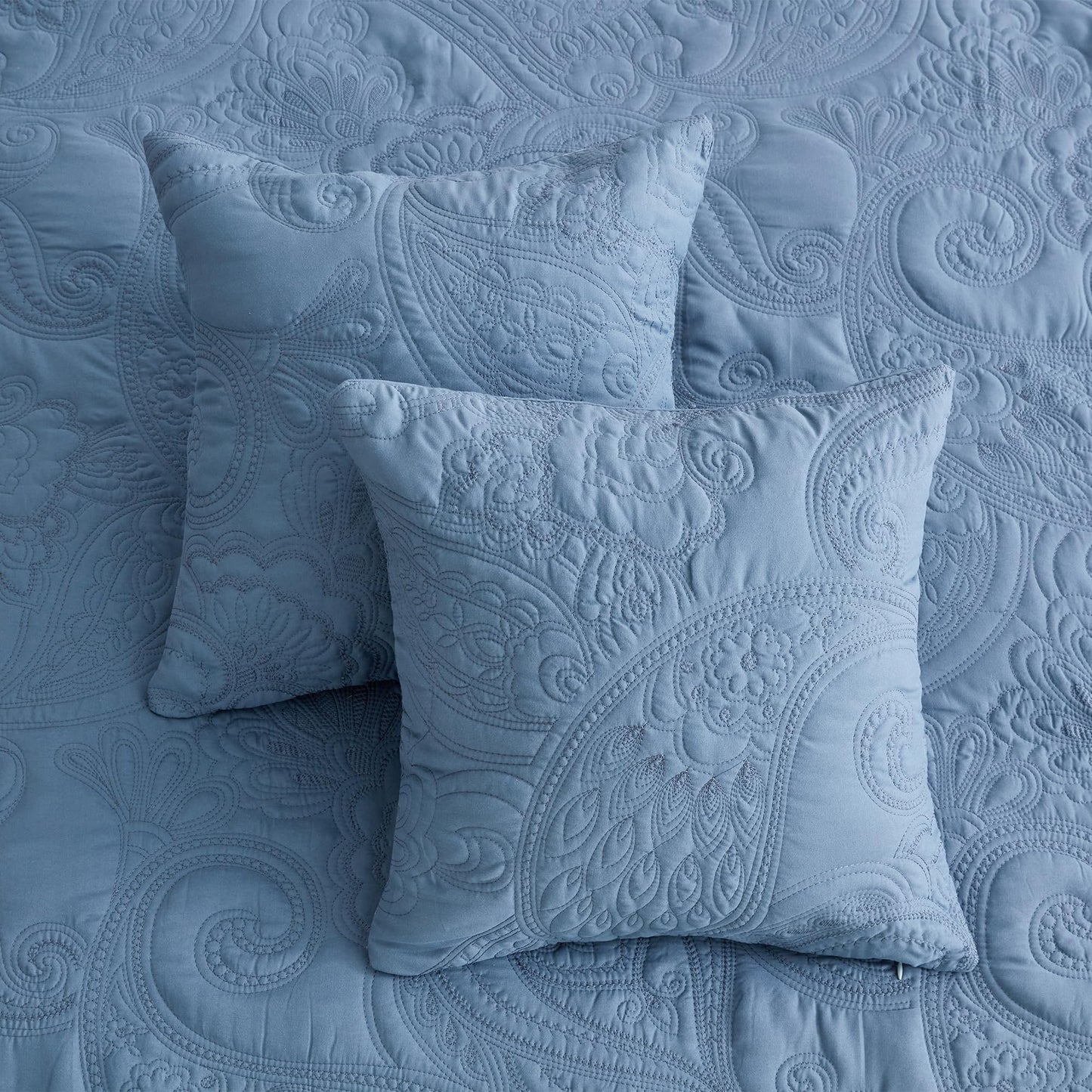 Oversized King Bedspread 128x120 Extra Wide, Paisley Pattern Design, Lightweight Bedding Cover, Reversible, 5 Piece, 100% Microfiber, King/Cal King, Pure White