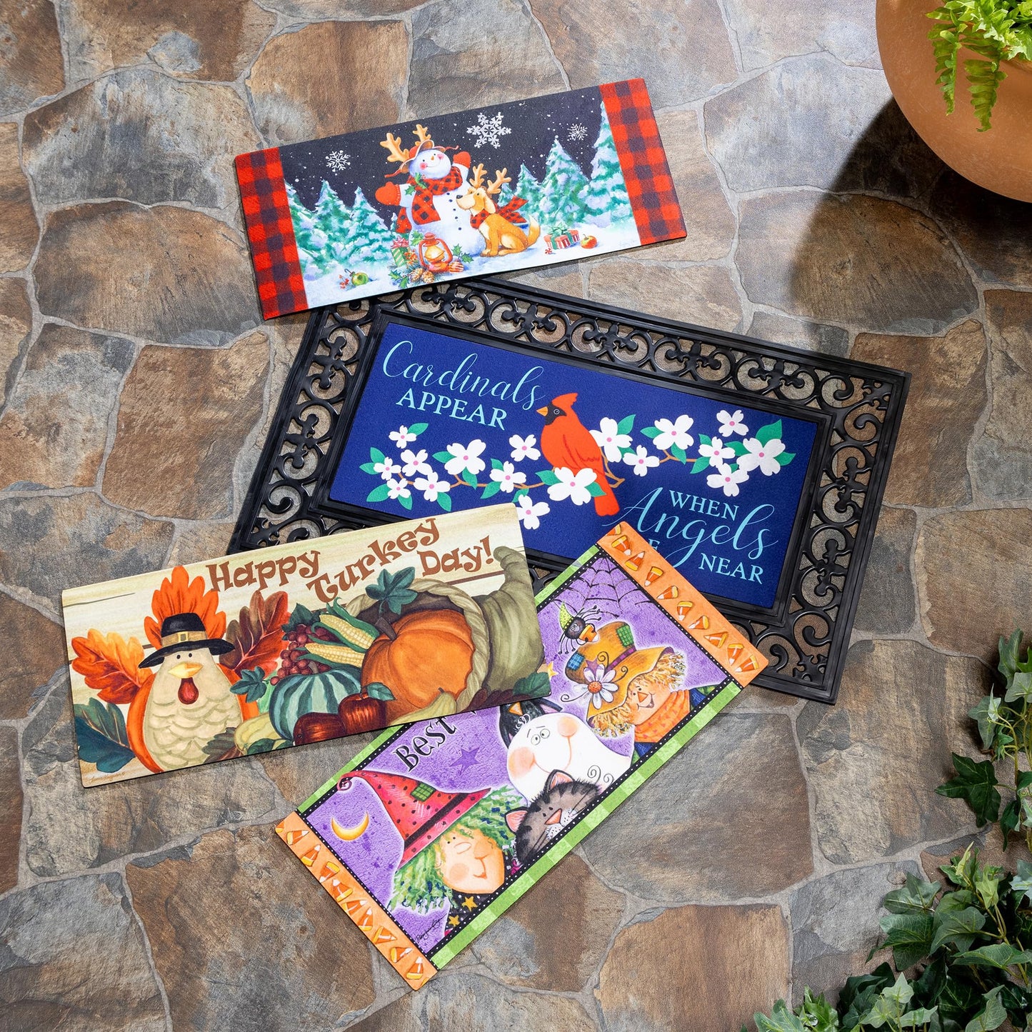 Evergreen Sassafras Bundle - Set mit 5 saisonalen austauschbaren Fußmatten für den Eingangsbereich | Für drinnen und draußen | 22 x 10 Zoll große Fußmatten und 28 x 16 Zoll großes Tablett | Rutschfeste Rückseite | Niedriges Profil | Heimdekor