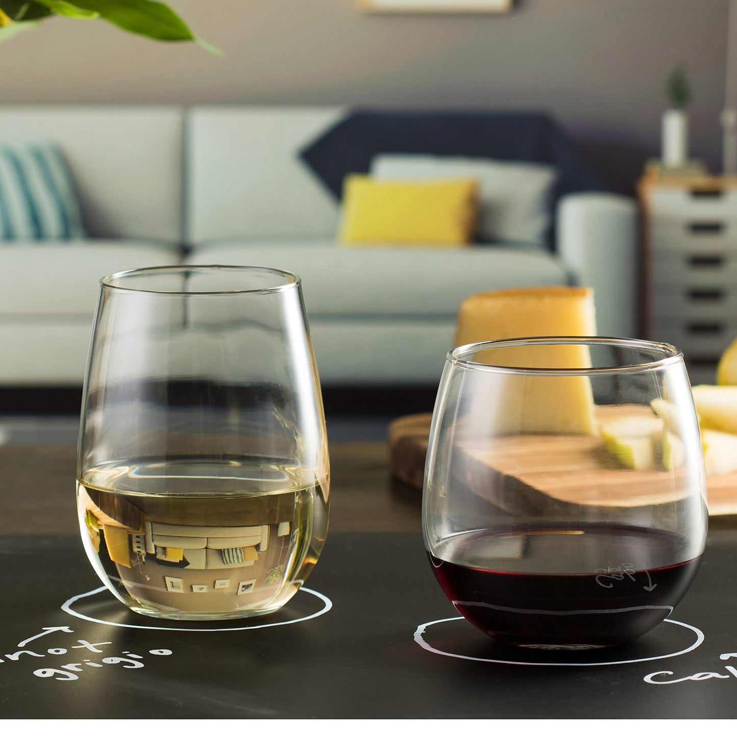 Libbey Vina Red Balloon Wine Glasses, 18.25 Oz Elegant Large Red Wine Glasses Set of 6, Long Stem Glass Wine Glasses for Weddings, Birthdays, and More