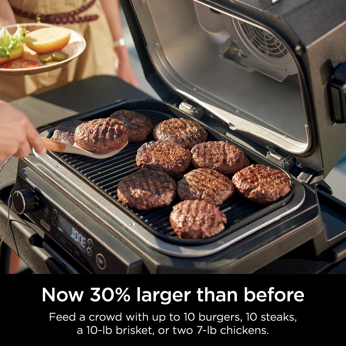 Ninja OG951 Woodfire Pro Connect Premium XL Outdoor Grill & Smoker, Bluetooth, App Enabled, 7-in-1 Master Grill, BBQ Smoker, Outdoor Air Fryer, Woodfire Technology, 2 Built-In Thermometers, Black