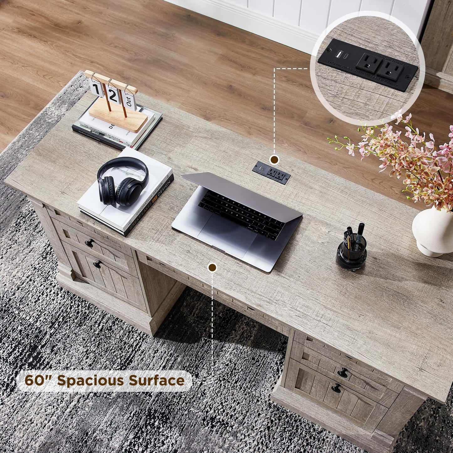 OKD 60-Zoll-Chefschreibtisch mit Schubladen, Home-Office-Schreibtisch im Landhausstil mit Ladestation, Tastaturablage, Aktenschrank-Aufbewahrung, Holz-Computertisch für Arbeit und Studium, Antikweiß
