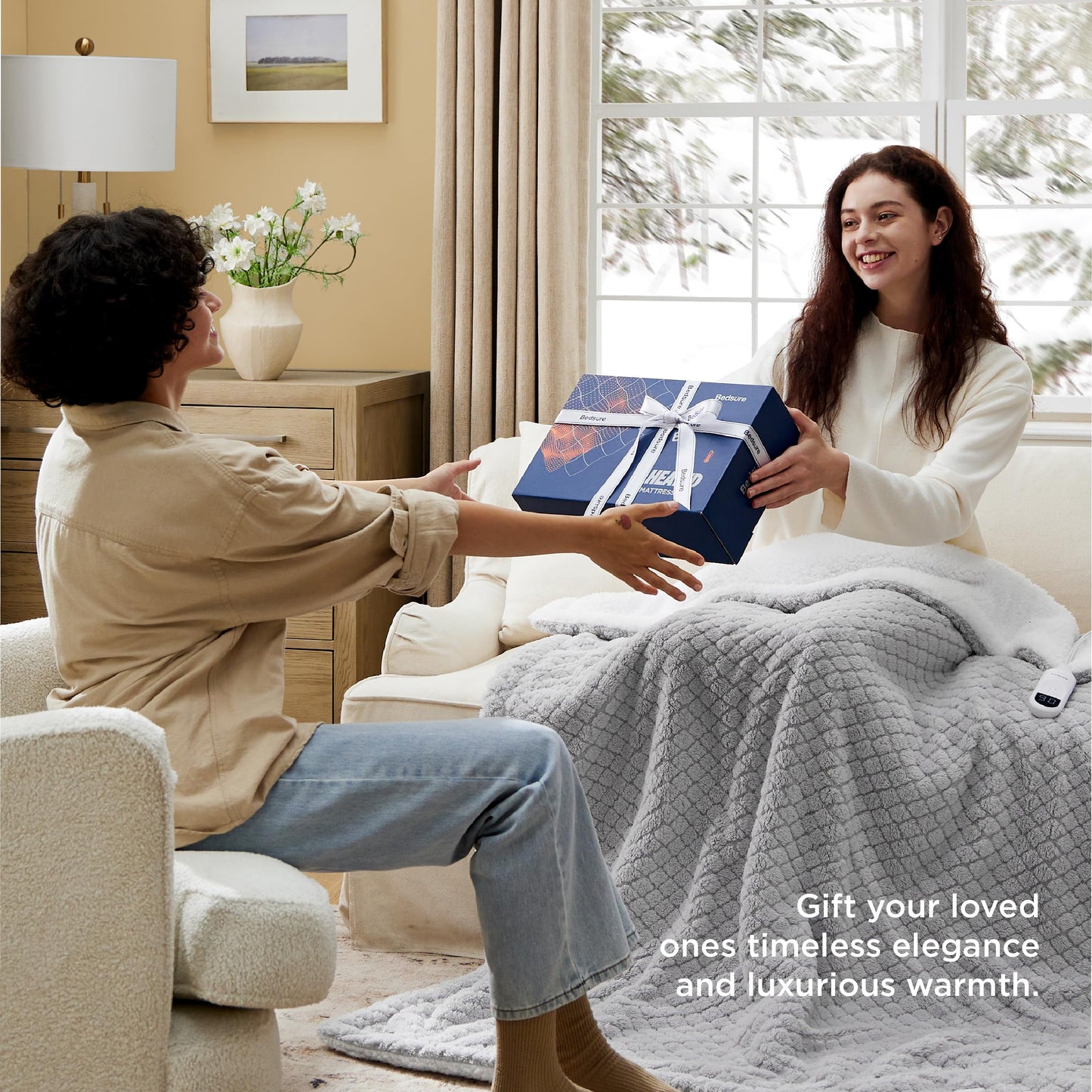 Electric Heated Blanket/Throw - Seamless Flannel Electric Blanket, Heating Blanket with 4 Time Settings & 6 Heat Settings, Warm Blanket Gift for Grandma (50x60 inches, Black)