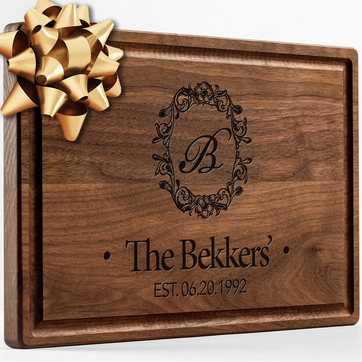 Personalisiertes Walnuss-Schneidebrett mit Untersetzern, Mineralöl und Geschenkverpackung erhältlich – Gestalten Sie Ihr eigenes Schneidebrett, hergestellt in den USA (Design 22, 3. Walnuss 17"x11")