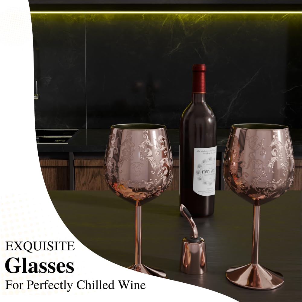 Verres à vin en acier inoxydable de 17 oz [Lot de 2] – Gobelets royaux en or rose avec gravures baroques complexes, tasses à vin incassables et incassables avec bouchon de bouteille pour les voyages 