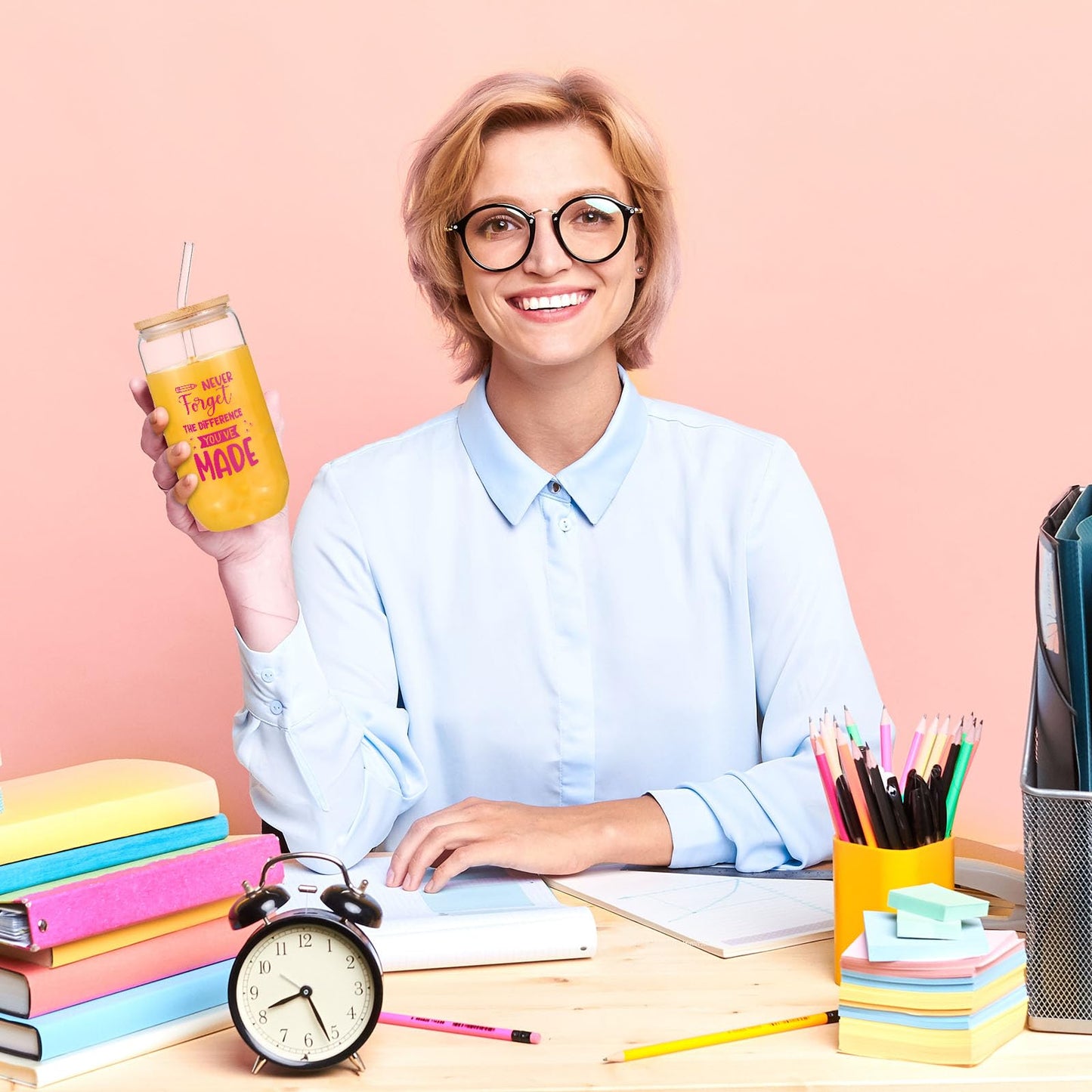 Tioncy 8-teiliges Teamgeschenk für Mitarbeiter, Dankeschön-Geschenke, Anerkennungsgeschenke für Lehrer und Mitarbeiter, 473 ml, Bierglas in Dosenform mit Bambusdeckel, Strohhalmen, Bürsten, Trinkgläser, Becher für Frauen, Männer, Kollegen, Mitglieder 