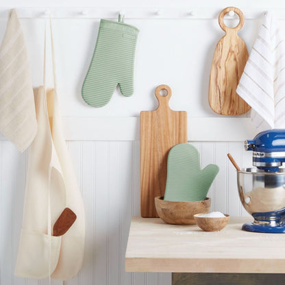 KITCHENAID Ribbed Soft Silicone Oven Mitt 2-Pack Set, Matte Black, 7.5"x13"