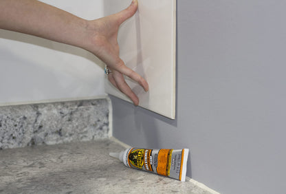 Gorilla Max Strength Construction Adhesive, Clear Glue, Squeeze Tube - Gap Filling and Waterproof