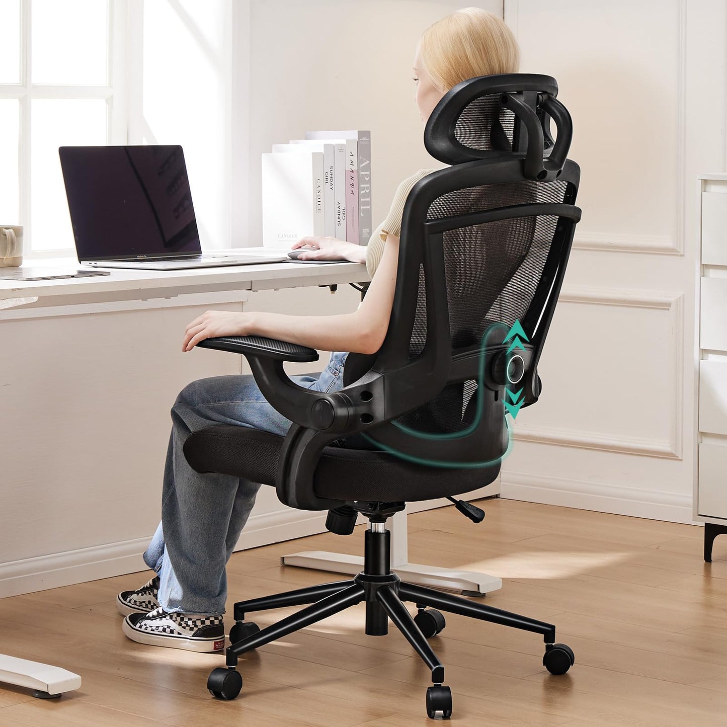 Chaise de bureau ergonomique en maille, chaise de bureau à dossier haut avec appui-tête 2D, support lombaire haut et bas, chaise de travail d'ordinateur pivotante avec accoudoirs rabattables réglables, noir 