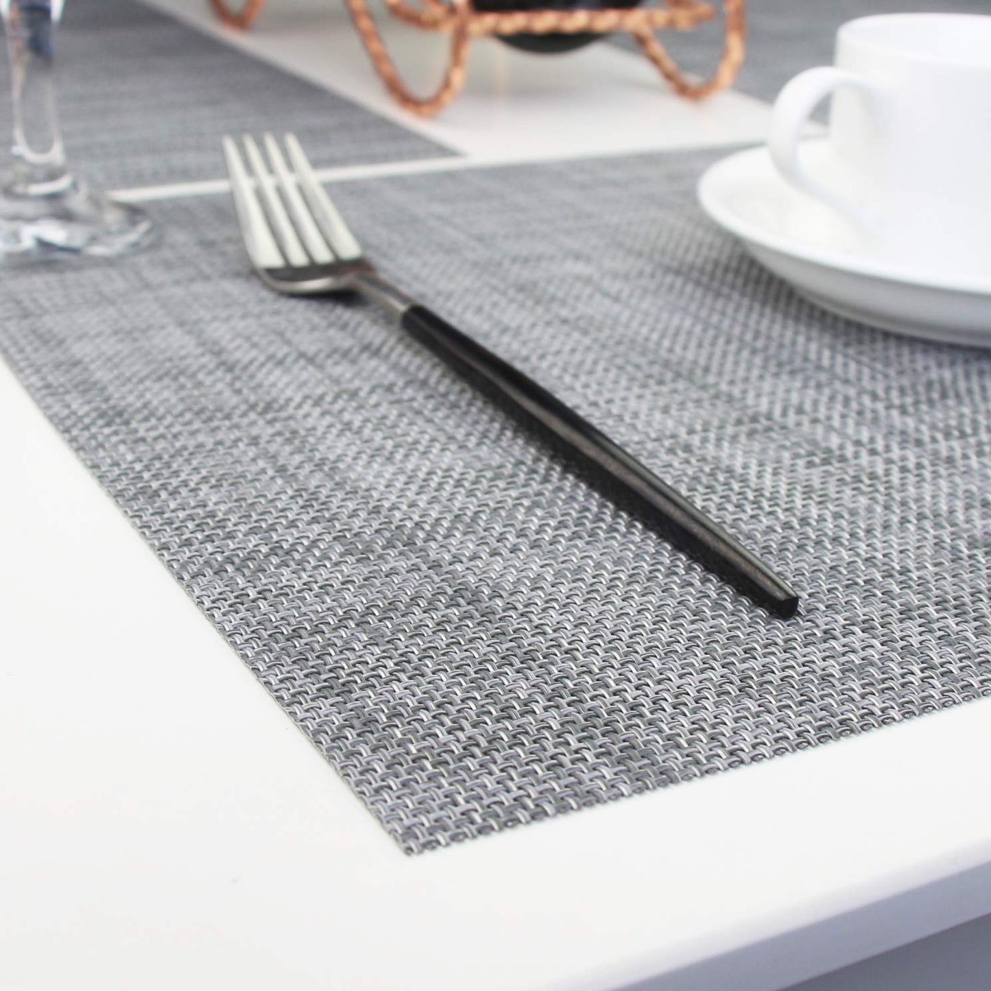 PIGCHCY Wedge Shaped Placemats for Dining Table Cross-Weave Washable Vinyl Placemat Heat Resistant Round Table Mats Set of 4 (Silver Grey)