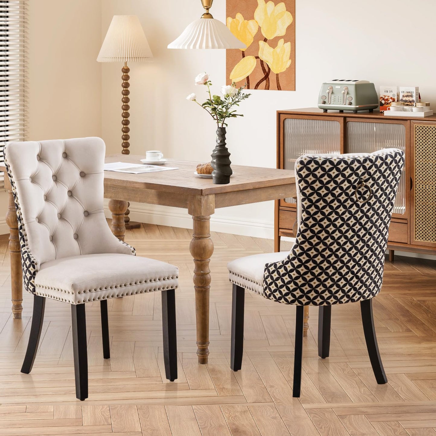 Lot de 8 chaises de salle à manger en cuir SoarFlash, chaise d'appoint à dossier haut, chaise d'appoint rembourrée moderne avec anneau de dossier à boutons, pieds en bois massif (noir et gris) 