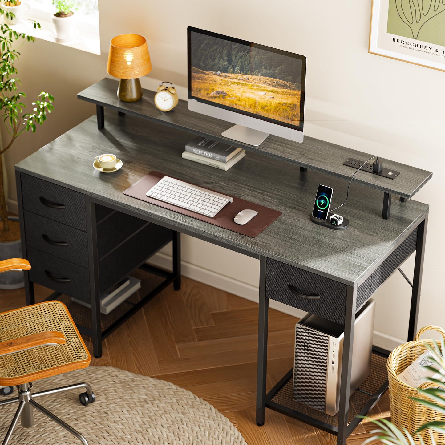 Bureau d'ordinateur Huuger de 47 pouces avec 4 tiroirs, bureau de jeu avec lumières LED et prises de courant, bureau à domicile avec grand espace de rangement pour chambre à coucher, travail à domicile, noir 