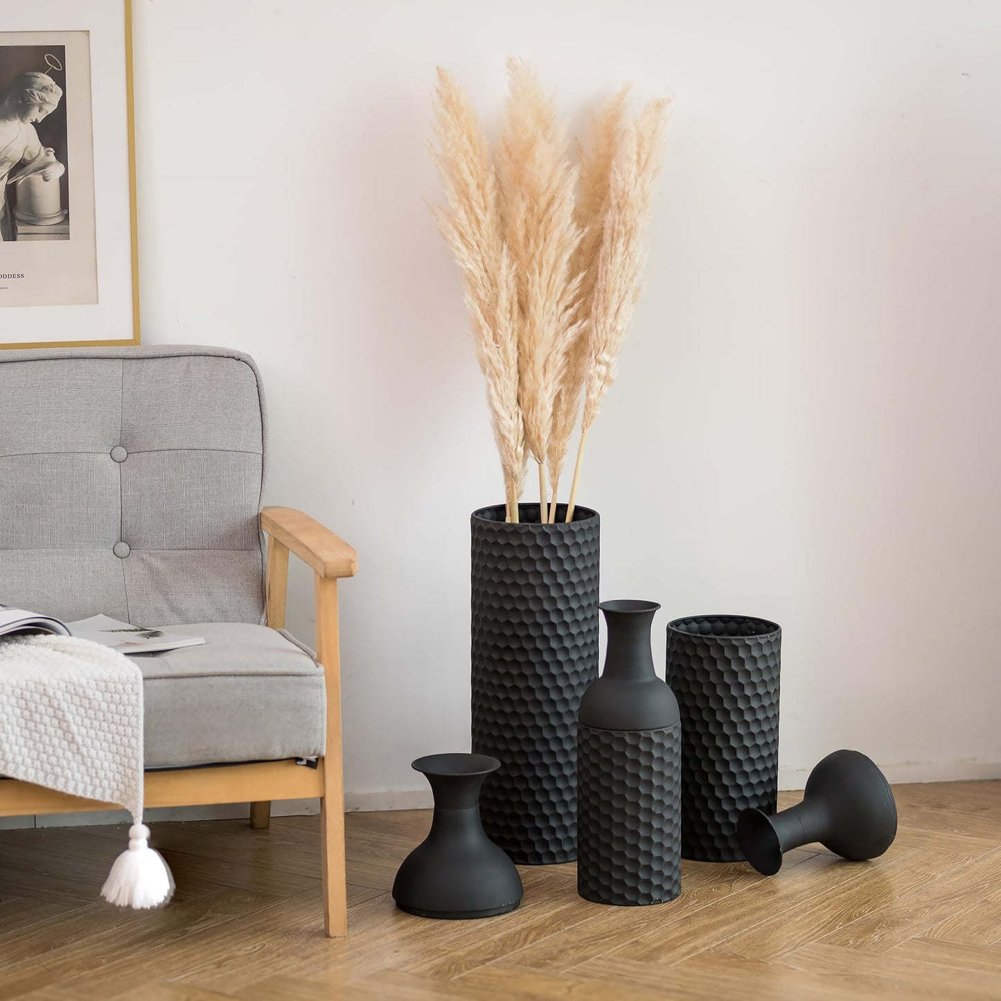 Sziqiqi Grands vases noirs de 27 pouces - Lot de 3 vases sur pied en métal à texture nid d'abeille moderne pour salon, salle à manger, chambre à coucher, maison, coin, couloir, bureau intérieur 