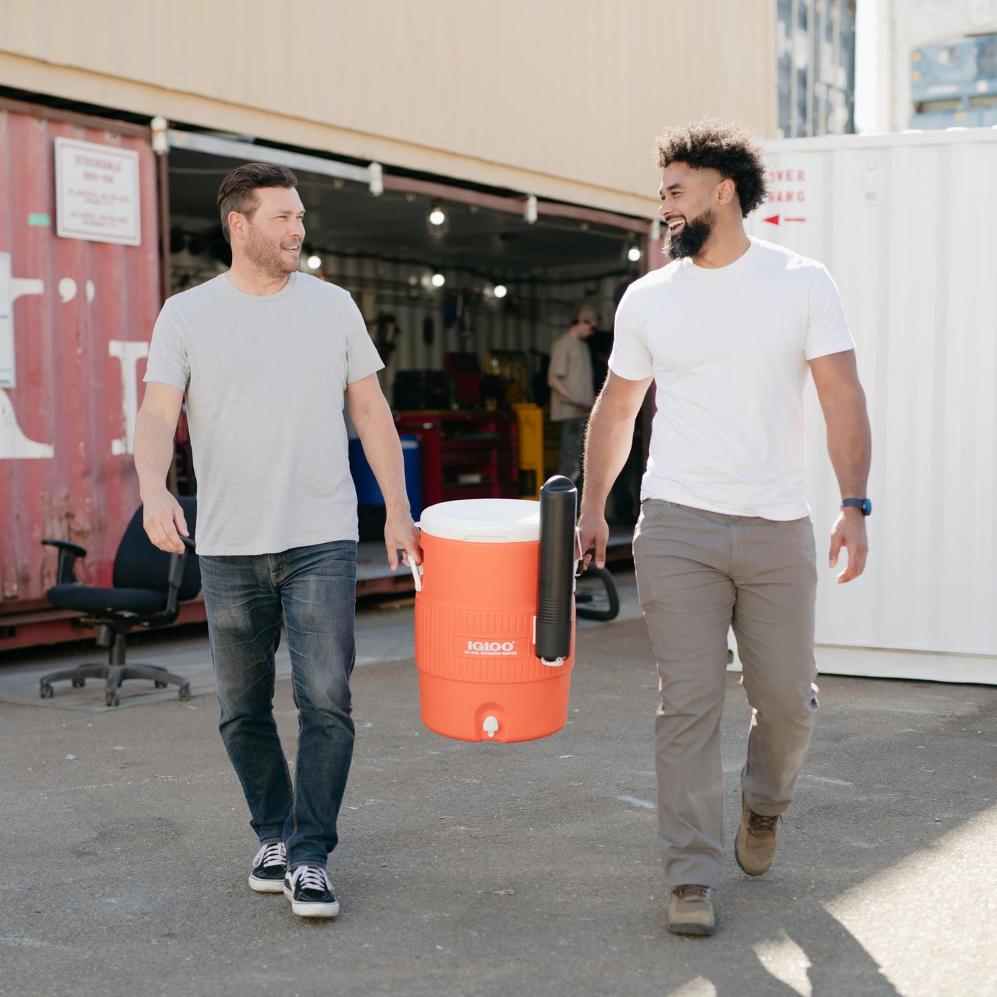 Igloo Sports Cooler | Insulated Beverage Dispenser with Spout |Portable Handwashing Station