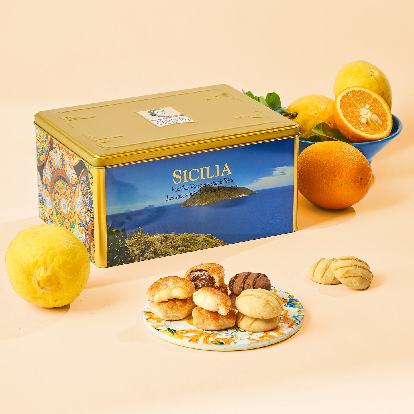 Matilde Vicenzi Roma Cookie Tin - Italian Pastries & Bakery Cookies in Individually Wrapped Trays - Bakery Dessert Gifts - Puff Pastry, Assorted Cookies in Italian Design Gift Tin 32oz (907g)