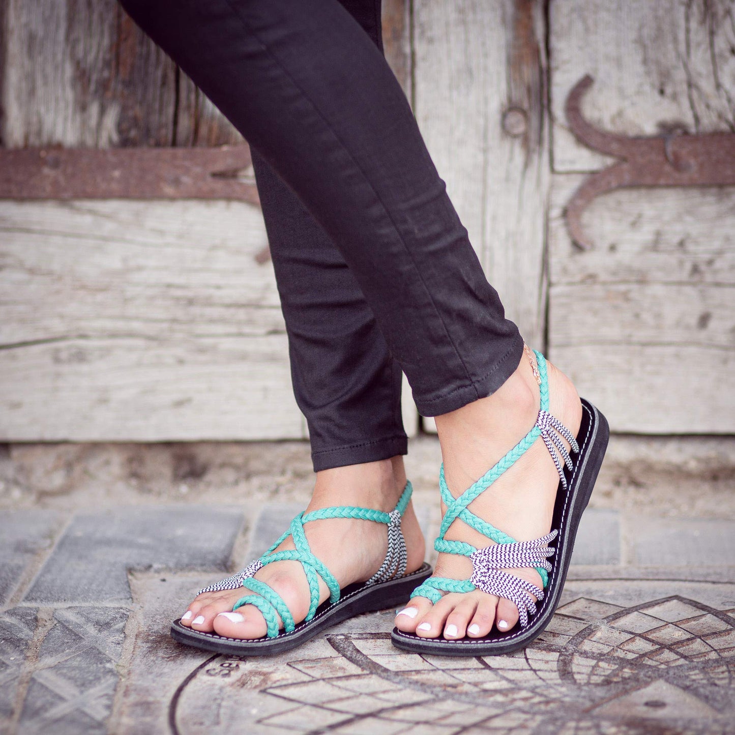 Plaka Flat Sandals for Women Palm Leaf