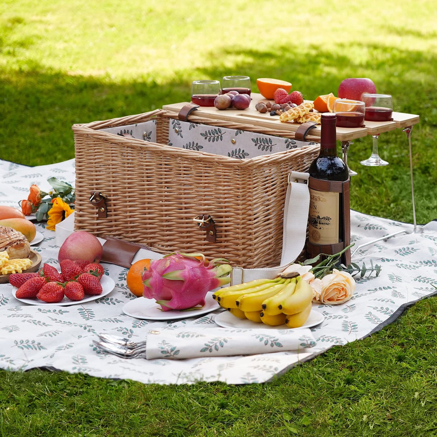 Wicker Picnic Basket for 4, 4 Person Picnic Kit, Willow Hamper Service Gift Set with Blanket Portable Bamboo Wine Snack Table for Camping and Outdoor Party