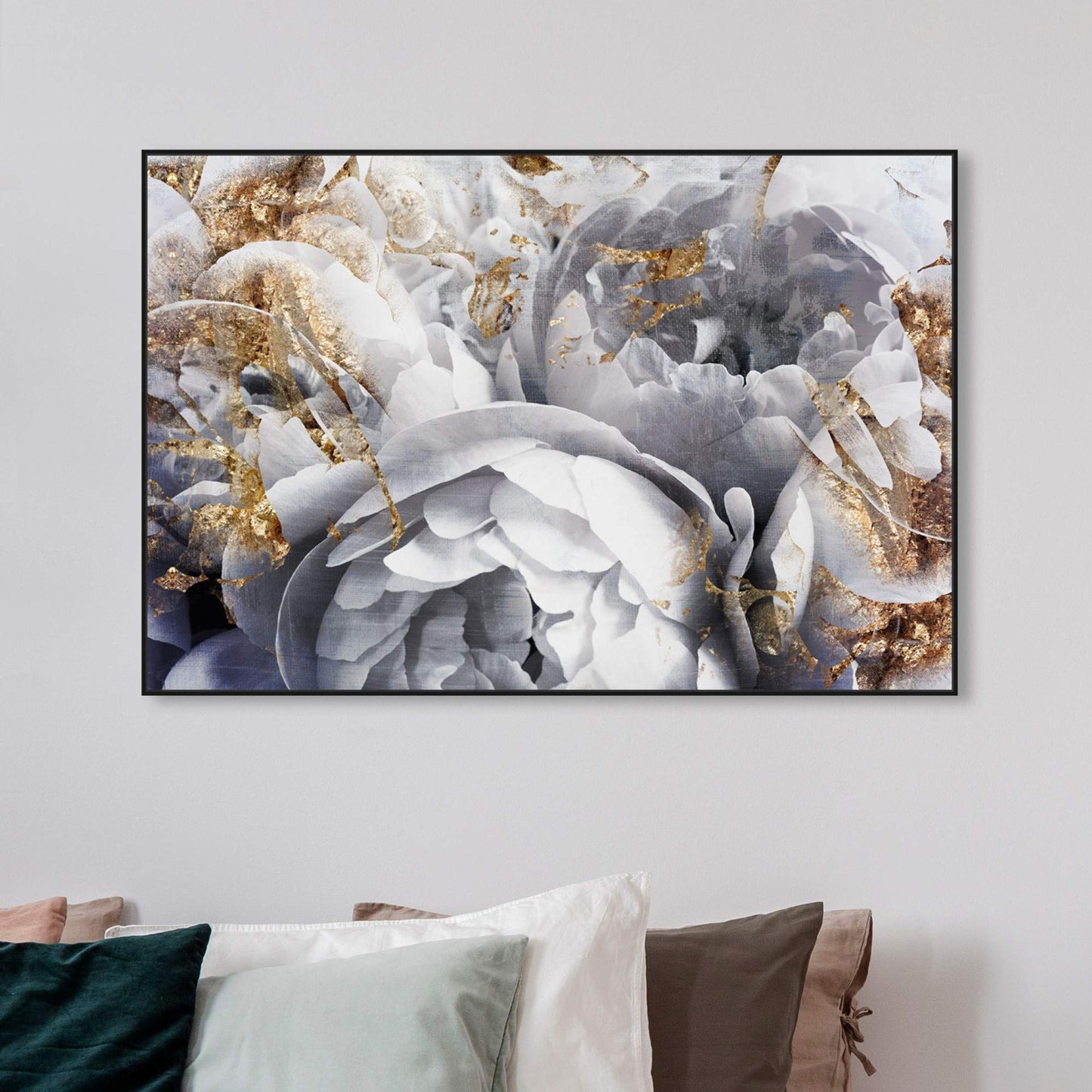 The Oliver Gal Artist Co. Floral and Botanical Wall Art Canvas Prints 'Her Peony Garden' Home Décor, 15" x 10", Gold, White