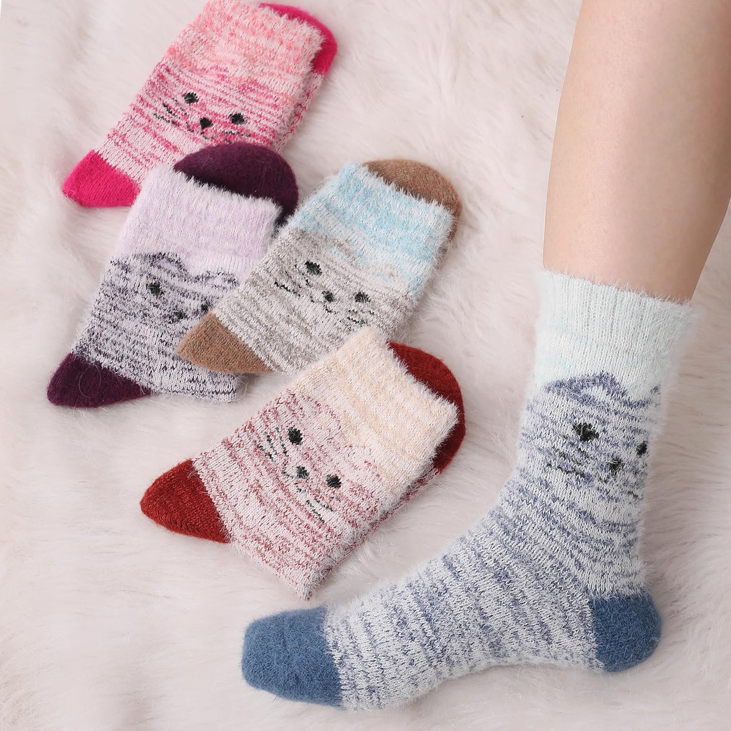 5 Pairs Fuzzy Soft Cozy Comfortable Socks for Women, Casual Sleep Comfy Socks, Perfect Warm Winter Gifts for Women